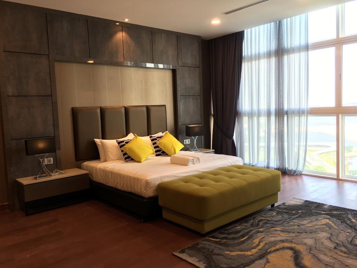 Jb City Paragon Serviced Apartment Johor Bahru Bagian luar foto